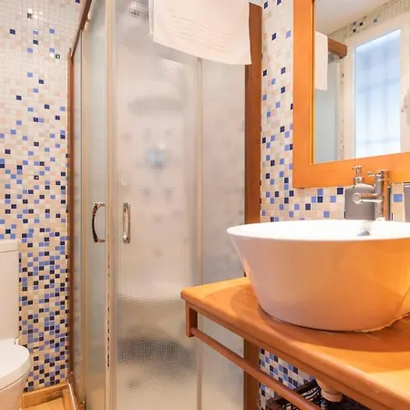 La Casa De Gigantones By Ap *